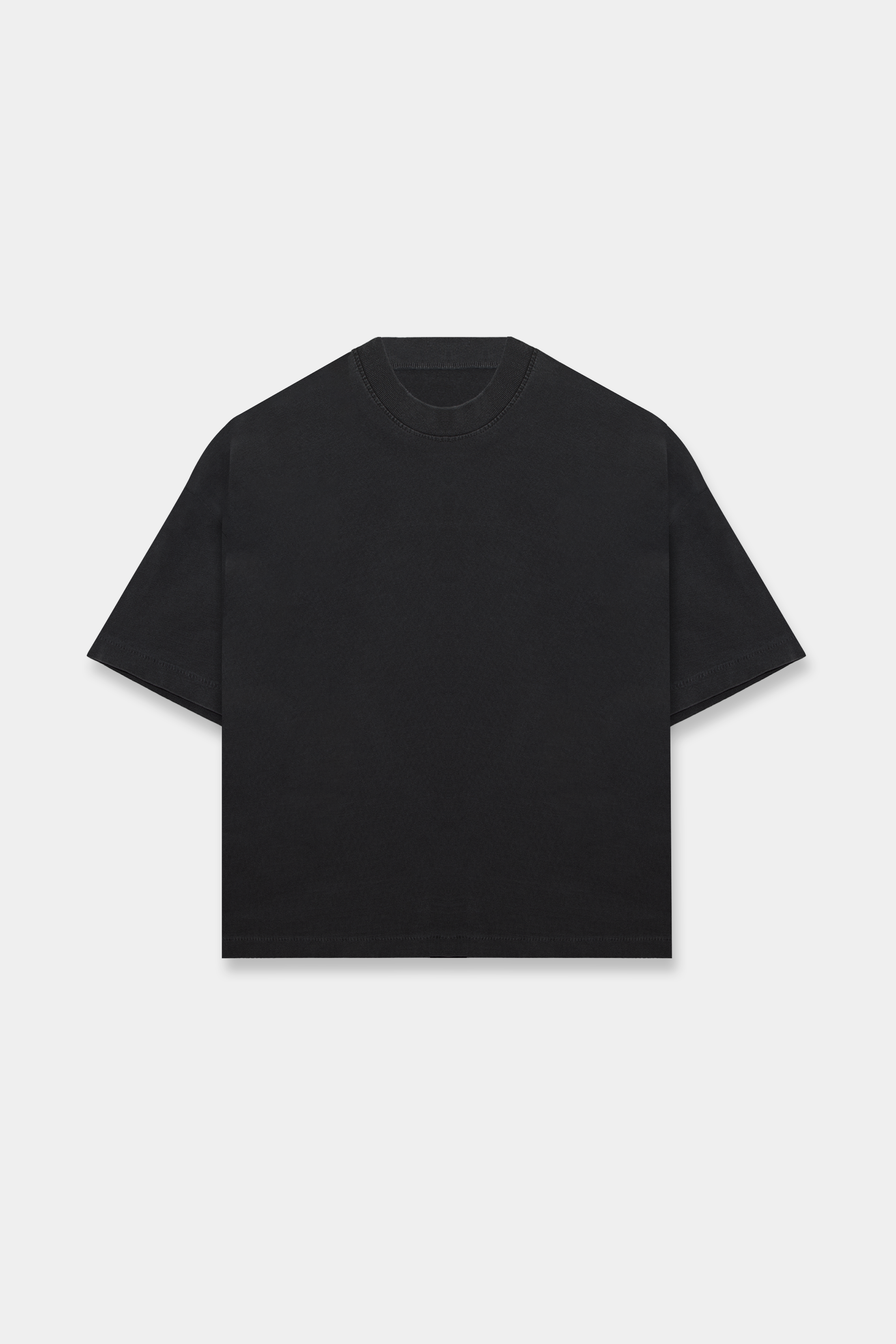 BLACK T-SHIRT
